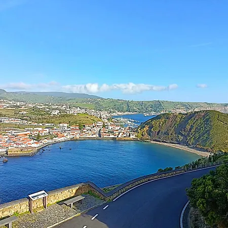 Faial Semesterbostad